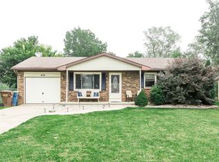 405 Woodcreek Dr, Ossian, IN 46777