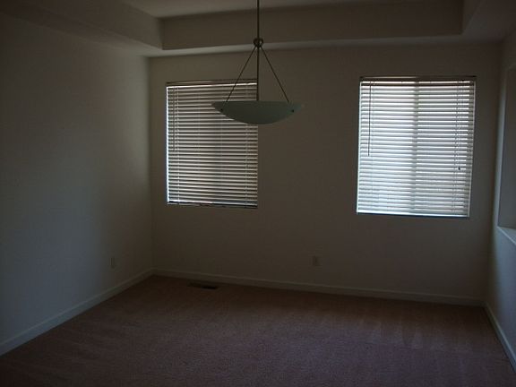 4th image of 929 Bay Hill Way