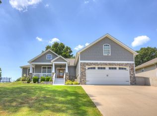 1615 Rosewood Rd, Neosho, MO 64850