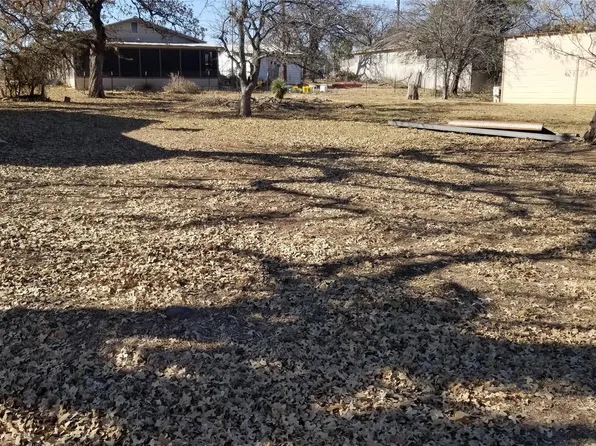 722 Pecan Ln, Horseshoe Bay, TX 78657