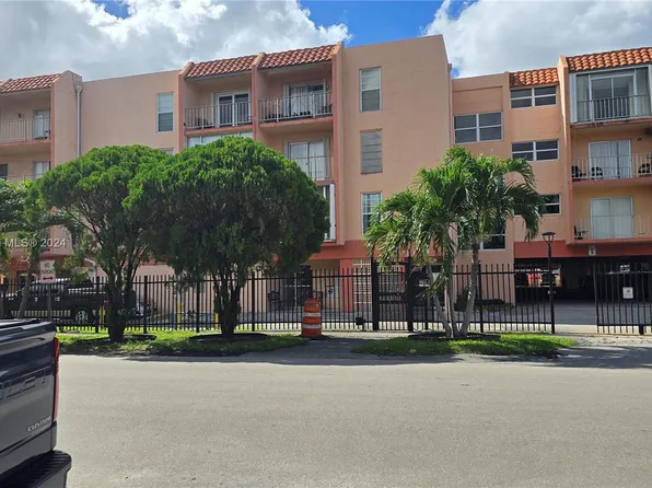 6190 W 19th Ave APT 309, Hialeah, FL 33012