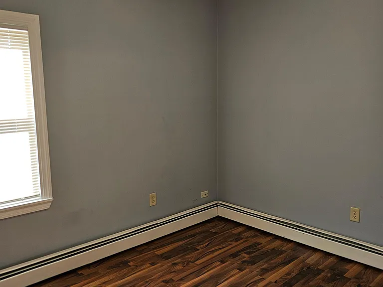 12 Halton St #2 — Photo 5