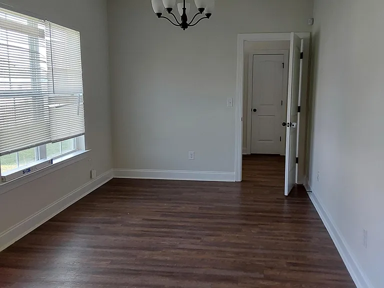 3900 Harper Franklin Ave — Photo 8