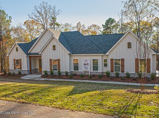 1216 Lakeview Ridge Cir, Dadeville, AL 36853