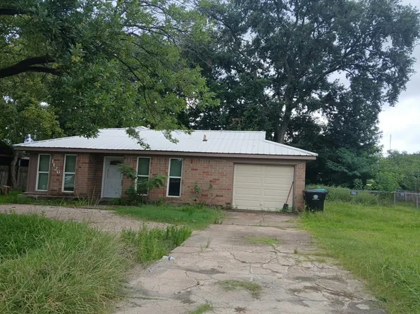 1126 Mitchell Rd, Houston, TX 77037