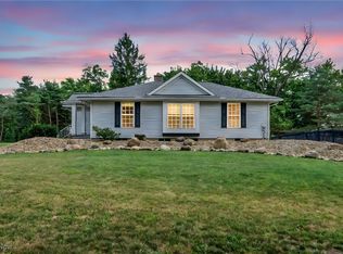 794 Sturbridge Dr, Medina, OH 44256