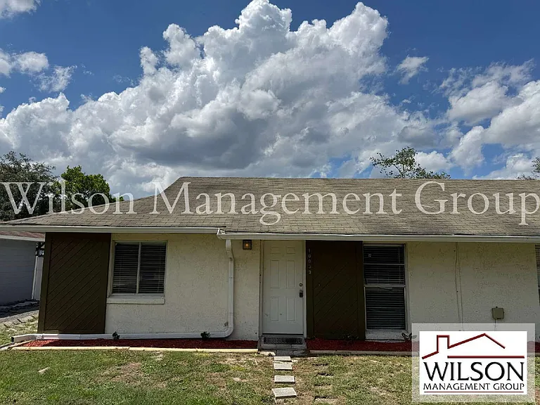 10039 Massey St — Photo 1