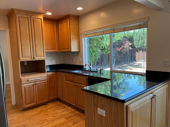 2nd image of 1486 San Marcos Dr
