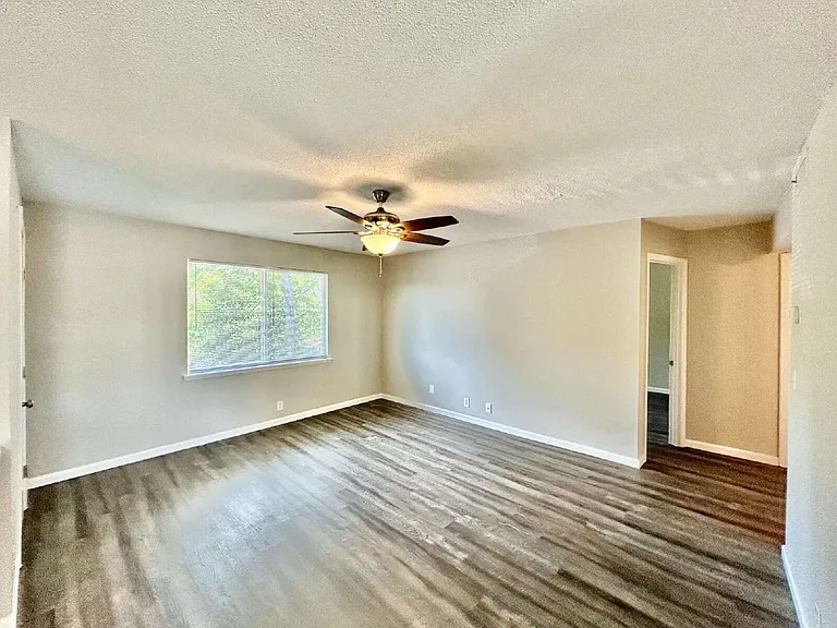 108 Woodcreek Dr #A-8 — Photo 12