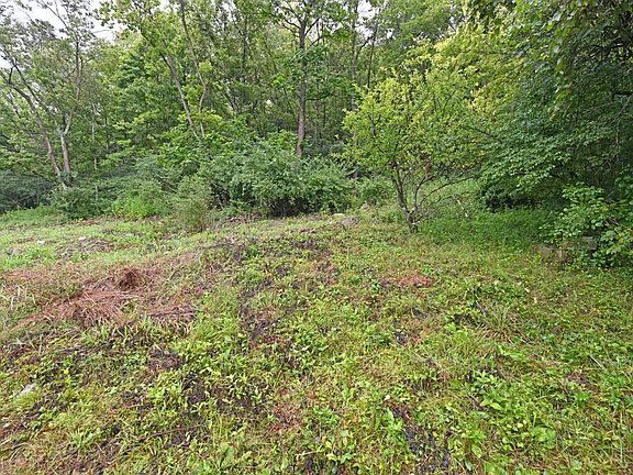 4th image of 6984 Old Kellogg Rd
