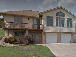 811 Western Ave, Holmen, WI 54636