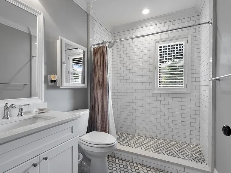 81 Butler St #2 — Photo 23