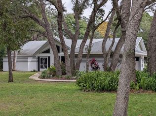 211 N Fresno Ave, Hernando, FL 34442