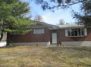 346 Tom Quick Rd, Dingmans Ferry, PA 18328