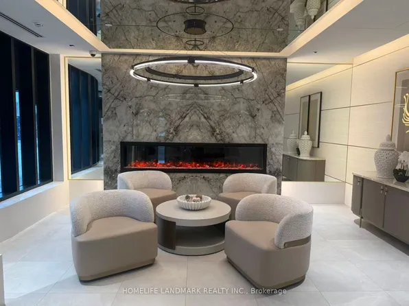 5858 Yonge St, Toronto, ON