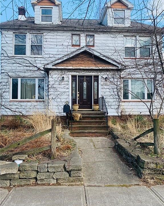 1st image of 3905 E 42nd St