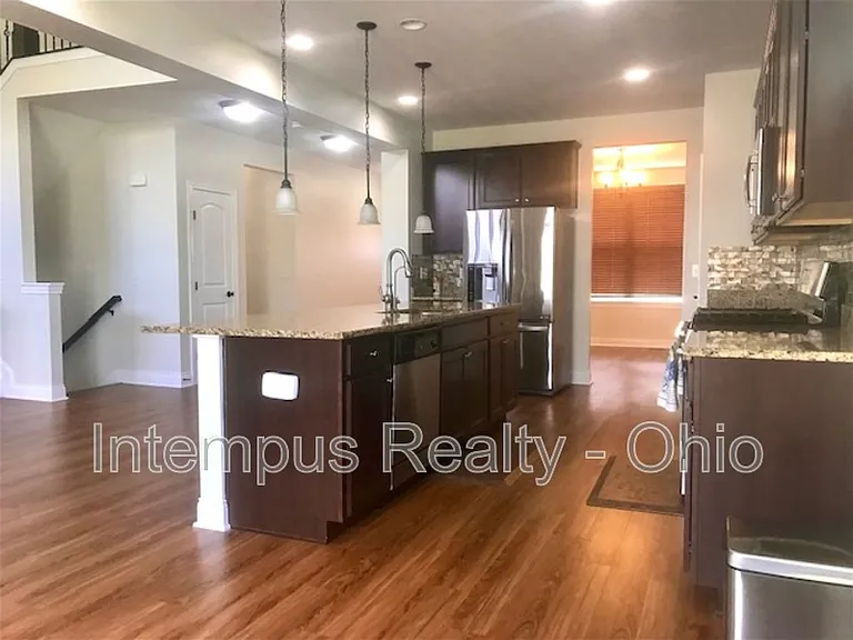 9390 Woodbine Way — Photo 14