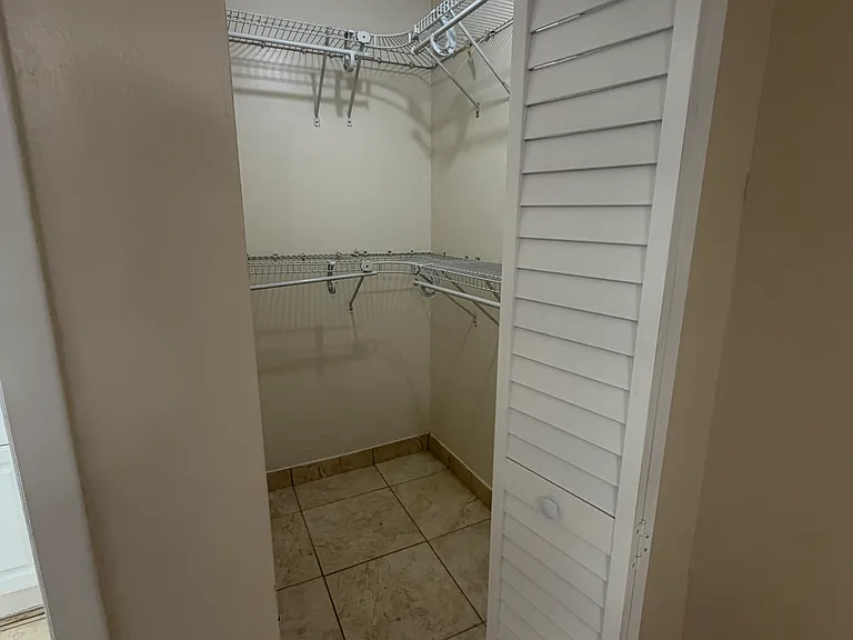 9902 NW 80th Way — Photo 10