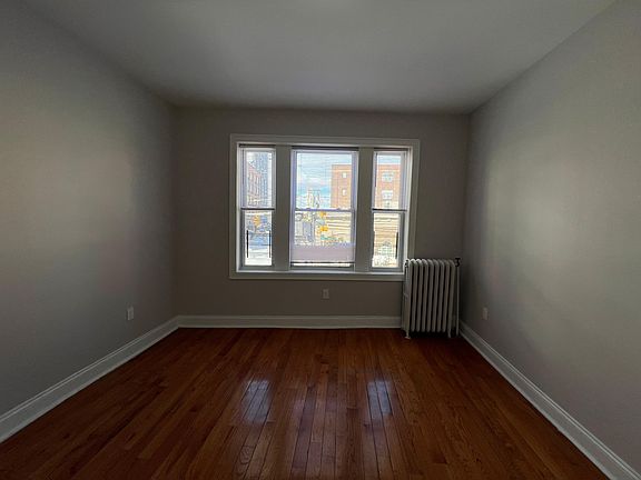 5th image of 1062 Westside Ave #24E