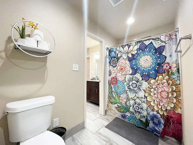 2205 Red Oak Ln — Photo 28