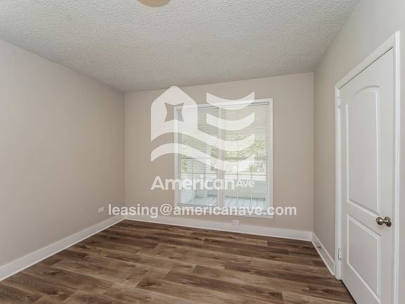 1568925_005_wm_-_dining_room_13080472.jpg