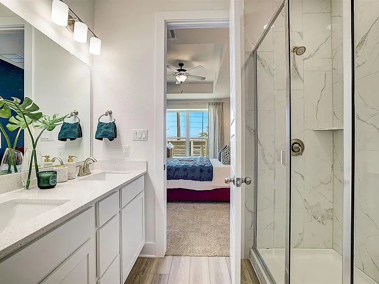 2027 Cora Ivy Ln — Photo 15