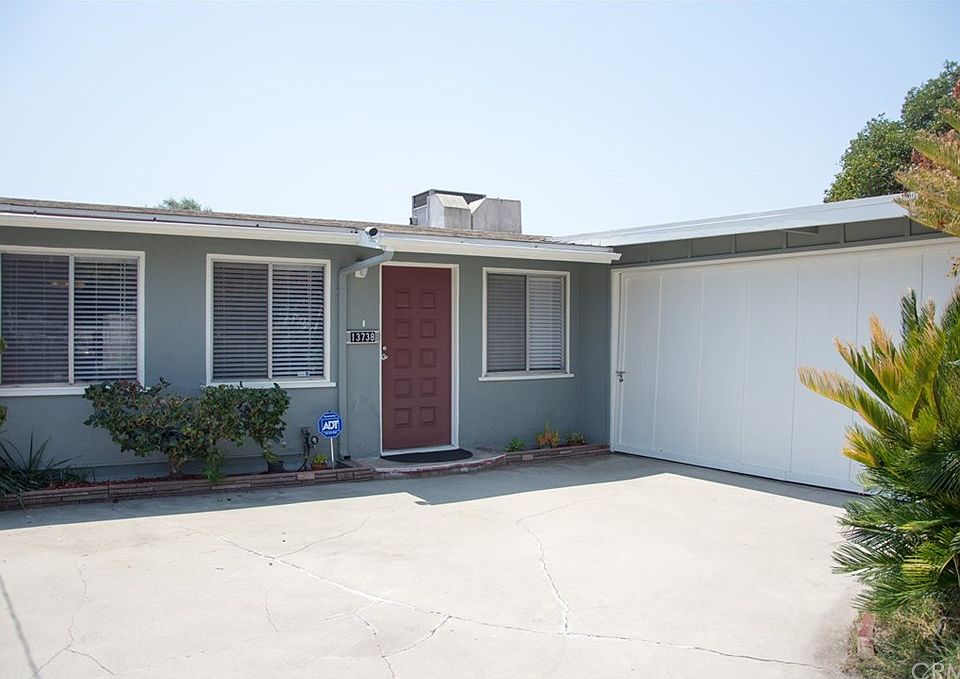 1st image of 13738 Palm Ave