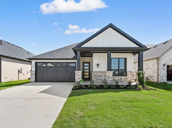 704 Blackbird Dr, Aledo, TX 76008