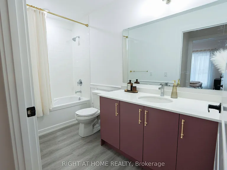 1000 Lackner Pl E #302 — Photo 7