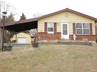 3915 Upper Plattin Rd, De Soto, MO 63020