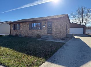 4015 Mark Dr, Waterloo, IA 50701