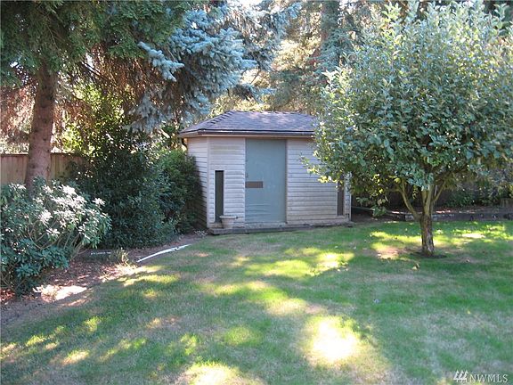 4th image of 5207 NE 188th St