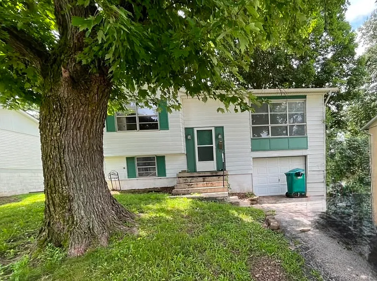 3277 Dove Dr — Photo 1