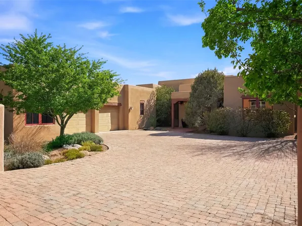 6 Camino De Vecinos, Santa Fe, NM 87507