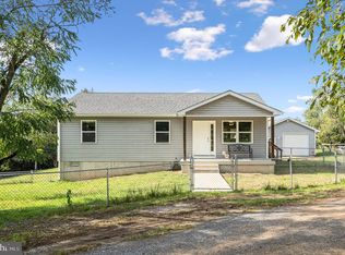 766 Canterburg Rd, Stephens City, VA 22655