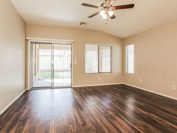 5th image of 17607 W Georgia Dr