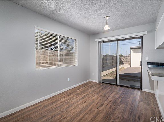 5th image of 2211 Cienaga St