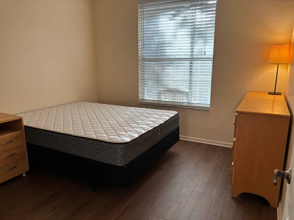 7135 Yacht Basin Ave APT 221, Orlando, FL 32835