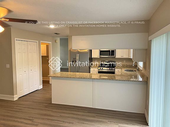 5th image of 17755 Esprit Dr