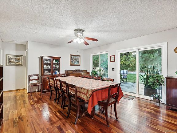 3rd image of 9080 Gainsborough Ave