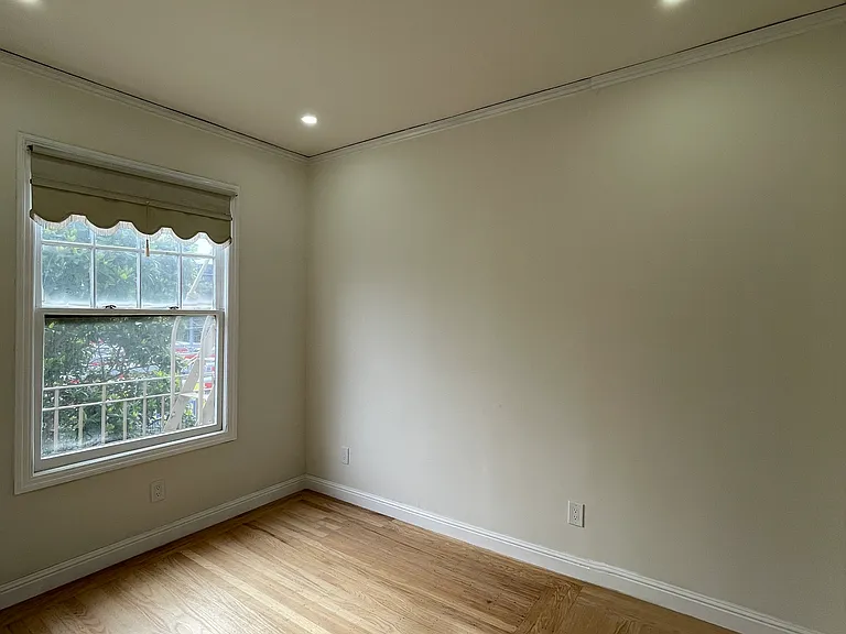 750 Presidio Ave #305 — Photo 9