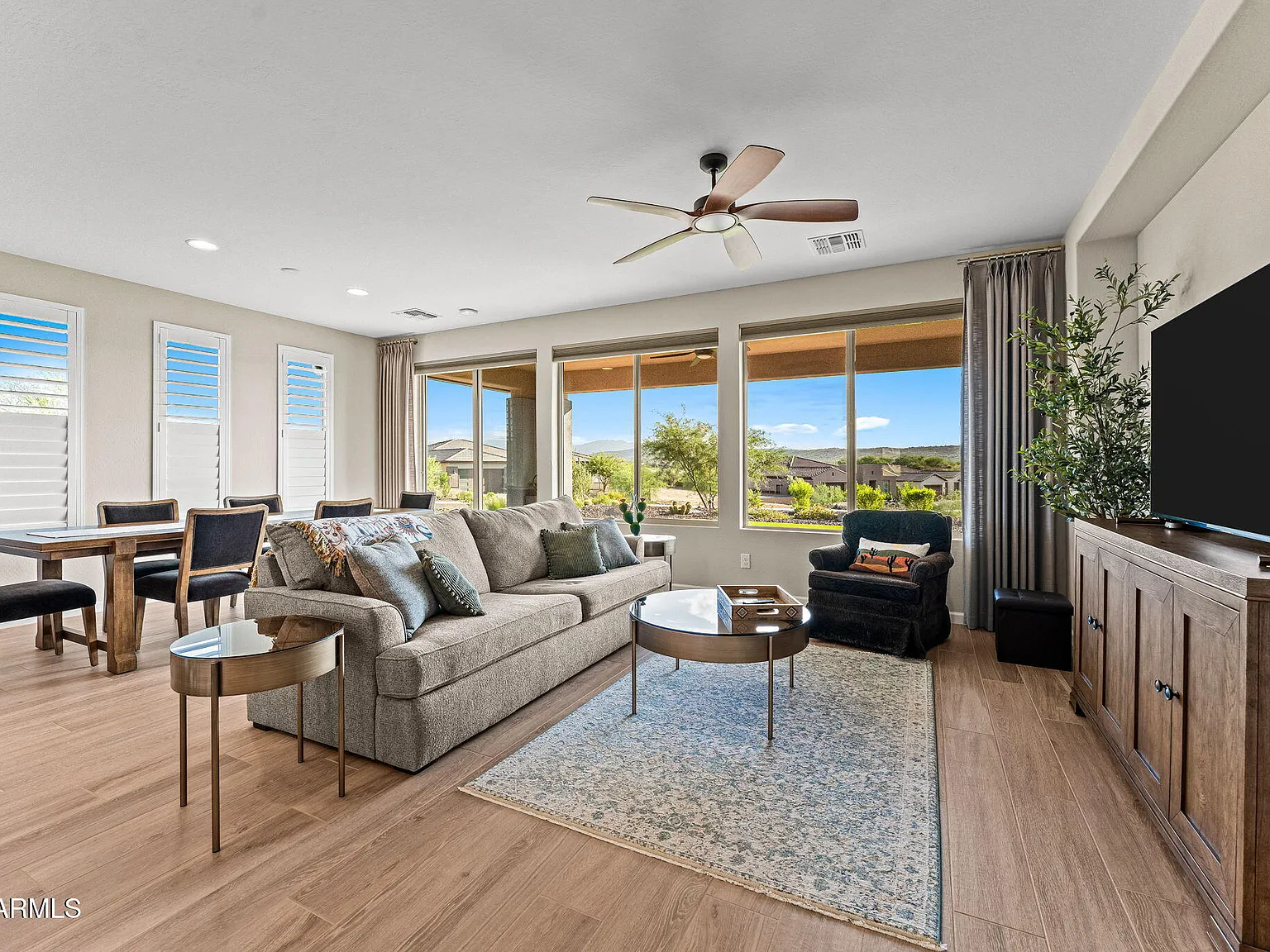 2 bed, 2.0 bath, 1908 sqft, $2,500 — Photo 3