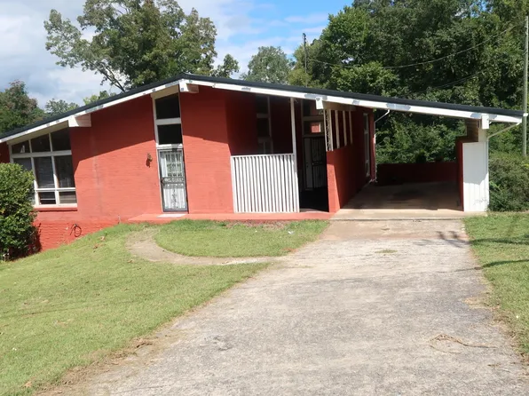 1335 Johnston Ct, Anniston, AL 36207