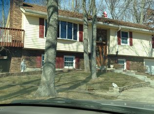 22402 Jackson Ridge Rd, Lawrenceburg, IN 47025