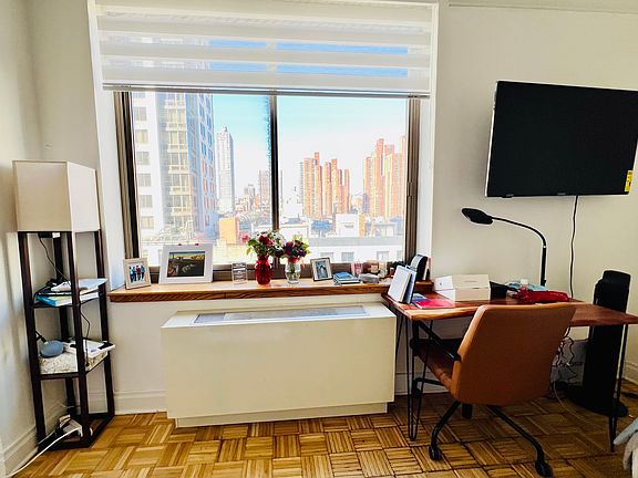 5th image of 400 E 90th St APT 7C