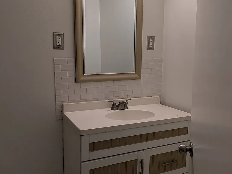 441 Harding Pl #B2 — Photo 7