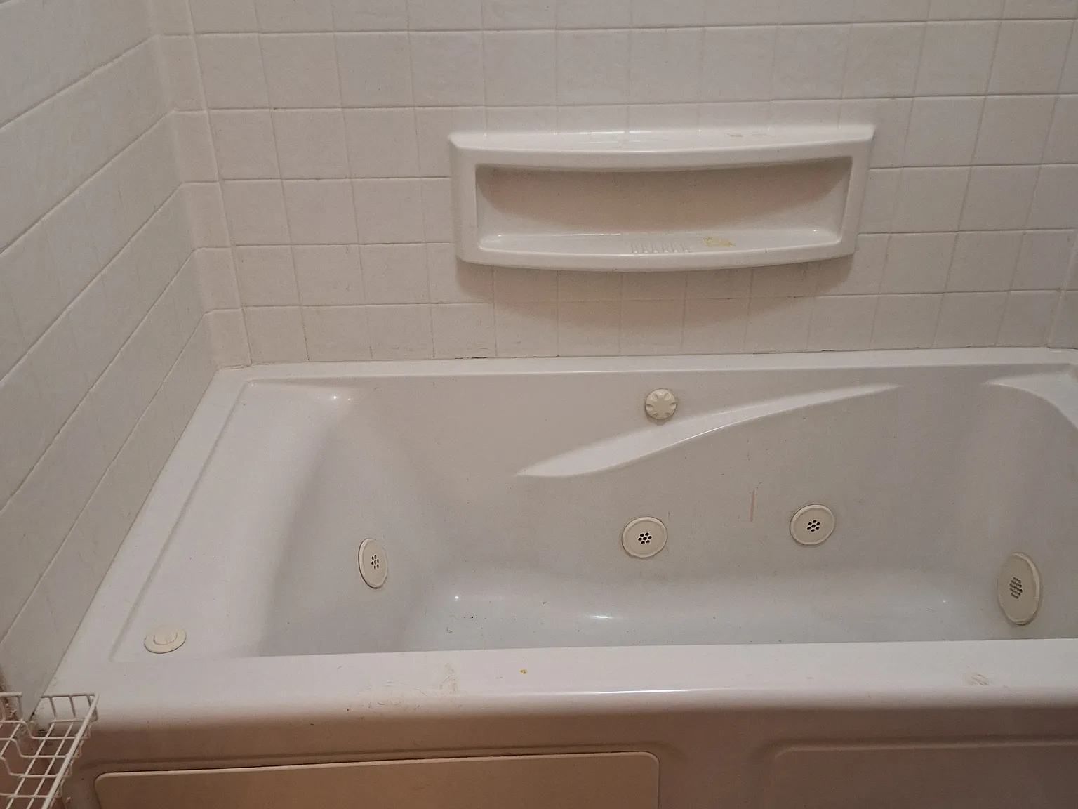 3 bed, 1390 sqft, $1,950 — Photo 4