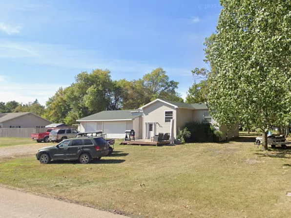 1036 1st St, Lake Park, MN 56554