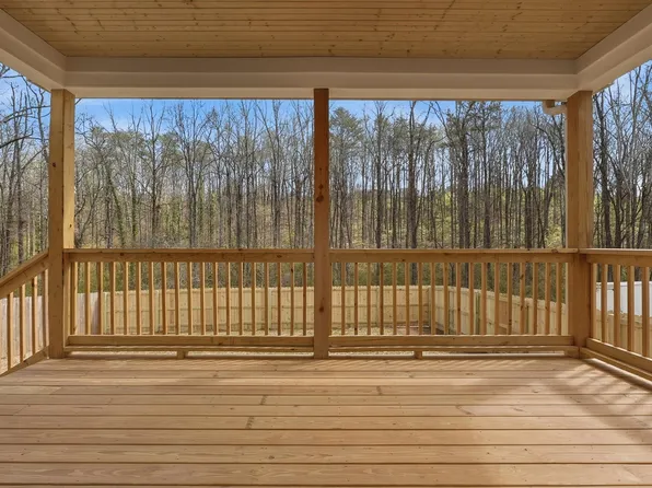 930 Lullwater Rd, Chattanooga, TN 37405
