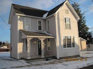 221 S Broadway St, Barnesville, OH 43713